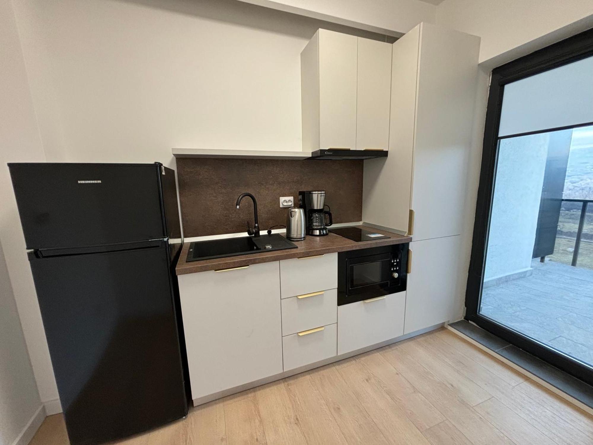 Floreşti Exit Aparthotel מראה חיצוני תמונה