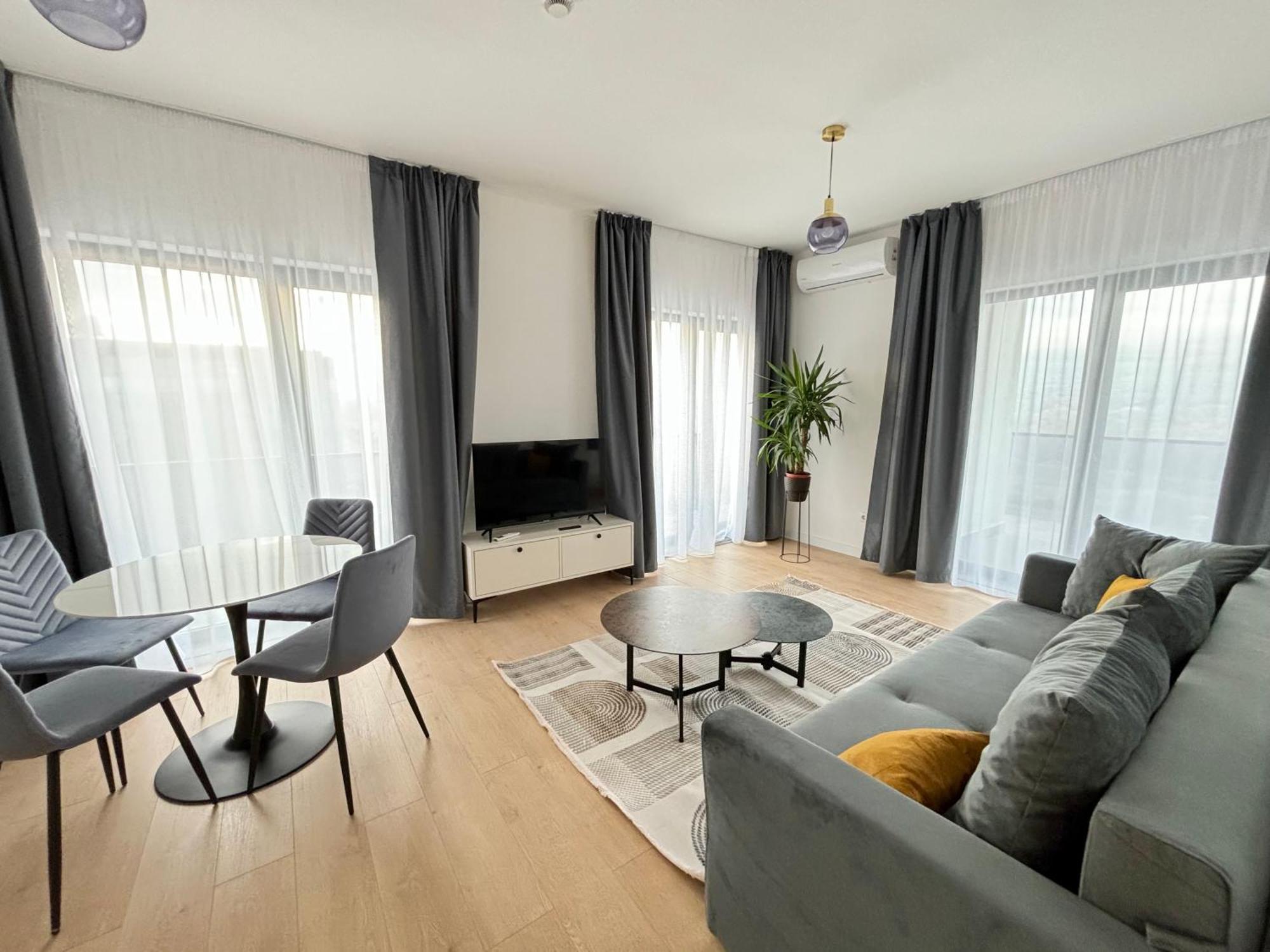 Floreşti Exit Aparthotel מראה חיצוני תמונה