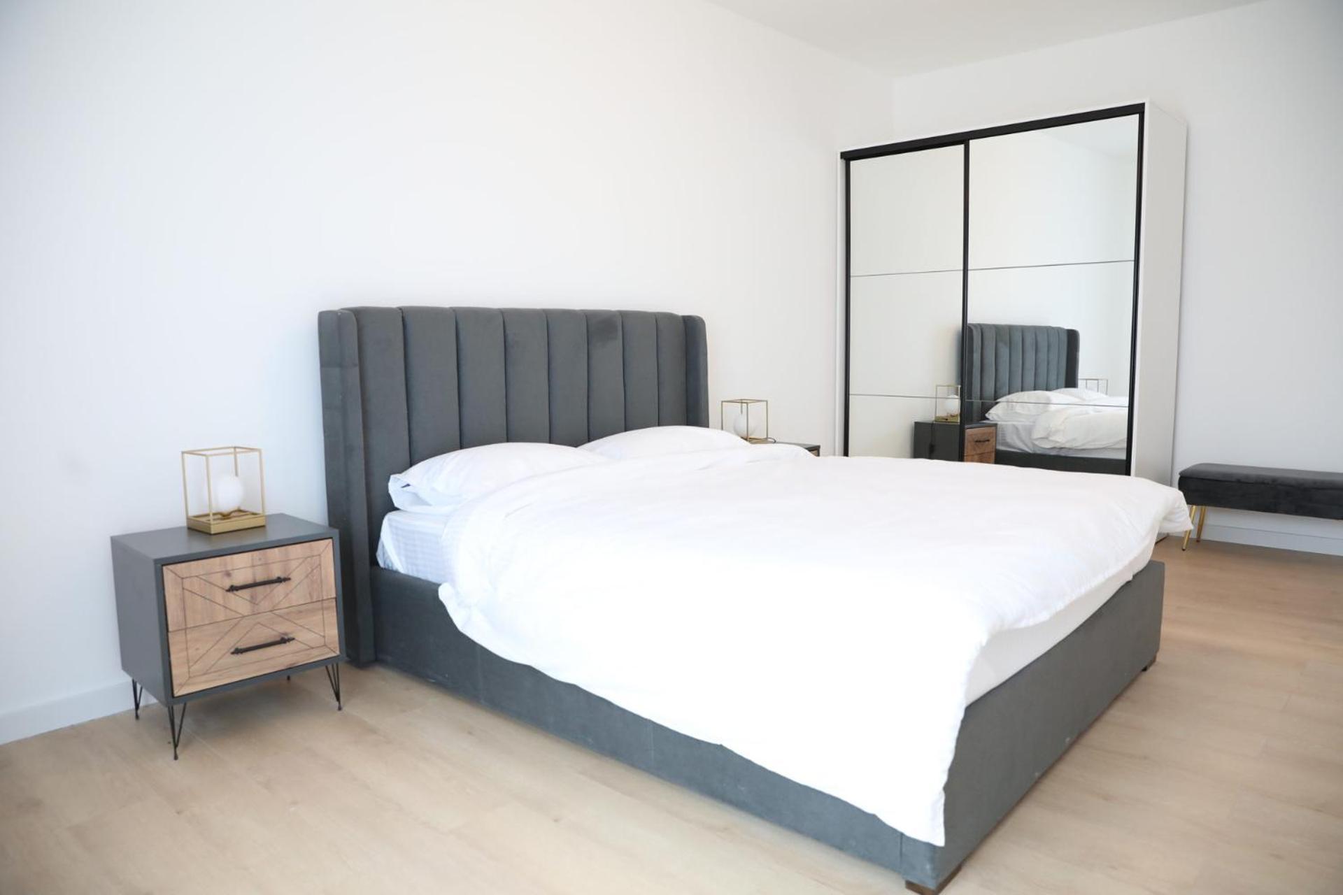 Floreşti Exit Aparthotel מראה חיצוני תמונה