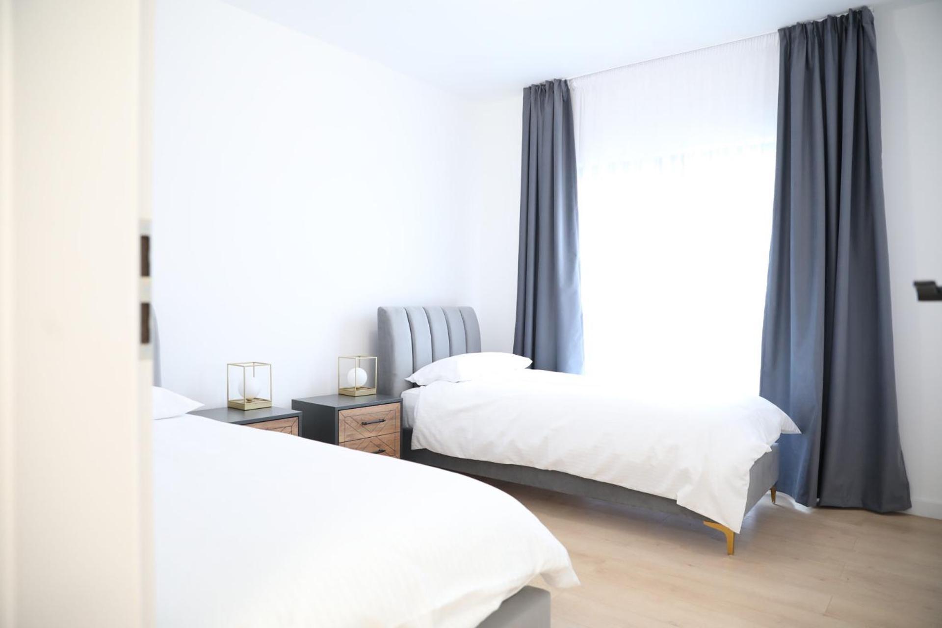 Floreşti Exit Aparthotel מראה חיצוני תמונה
